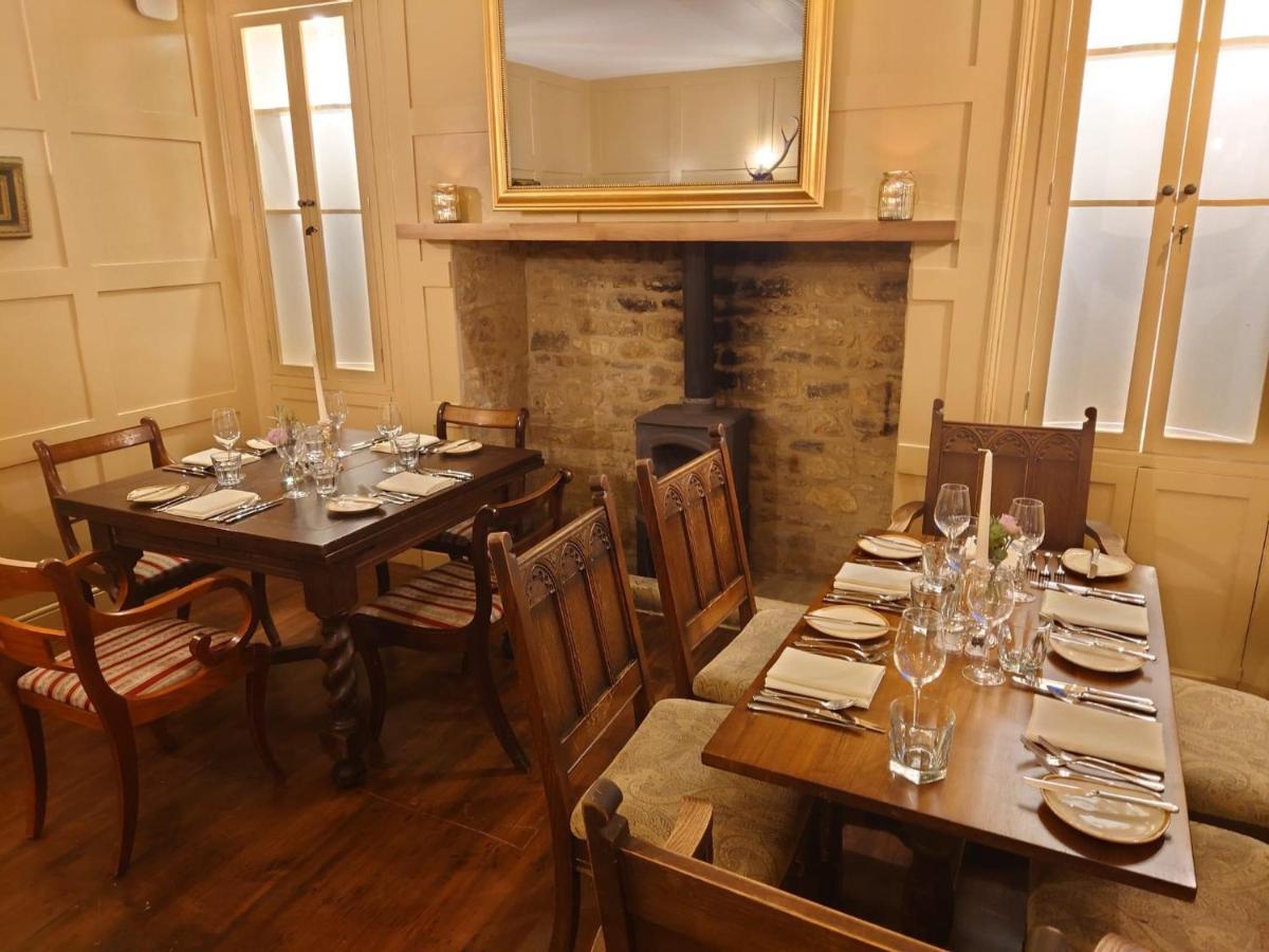 فندق The Seagrave Arms Weston Subedge المظهر الخارجي الصورة