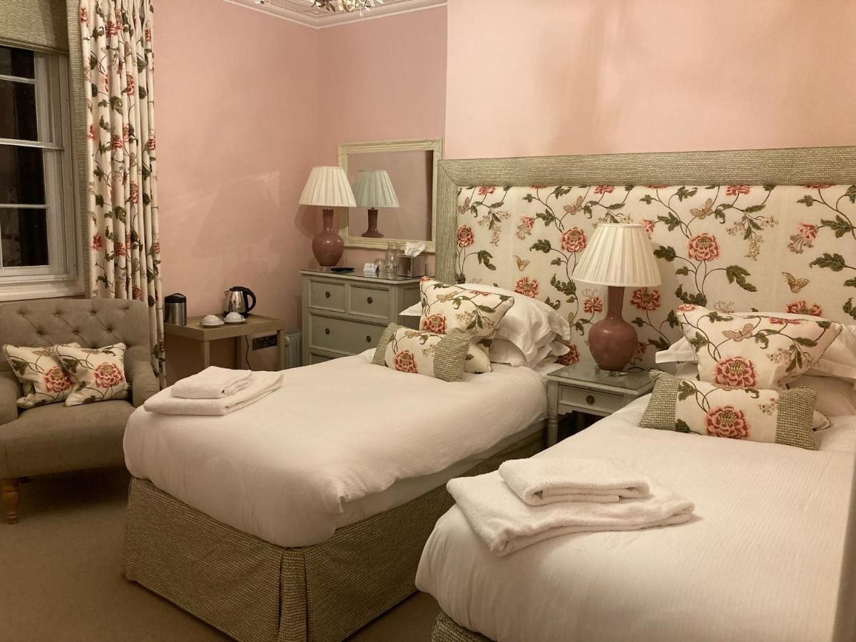 فندق The Seagrave Arms Weston Subedge المظهر الخارجي الصورة