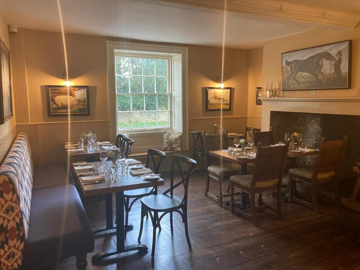 فندق The Seagrave Arms Weston Subedge المظهر الخارجي الصورة