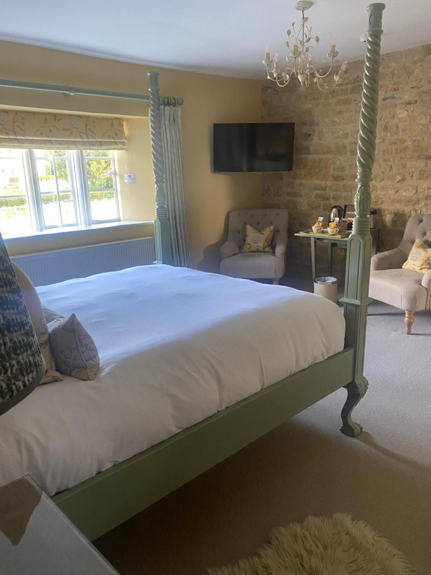 فندق The Seagrave Arms Weston Subedge المظهر الخارجي الصورة