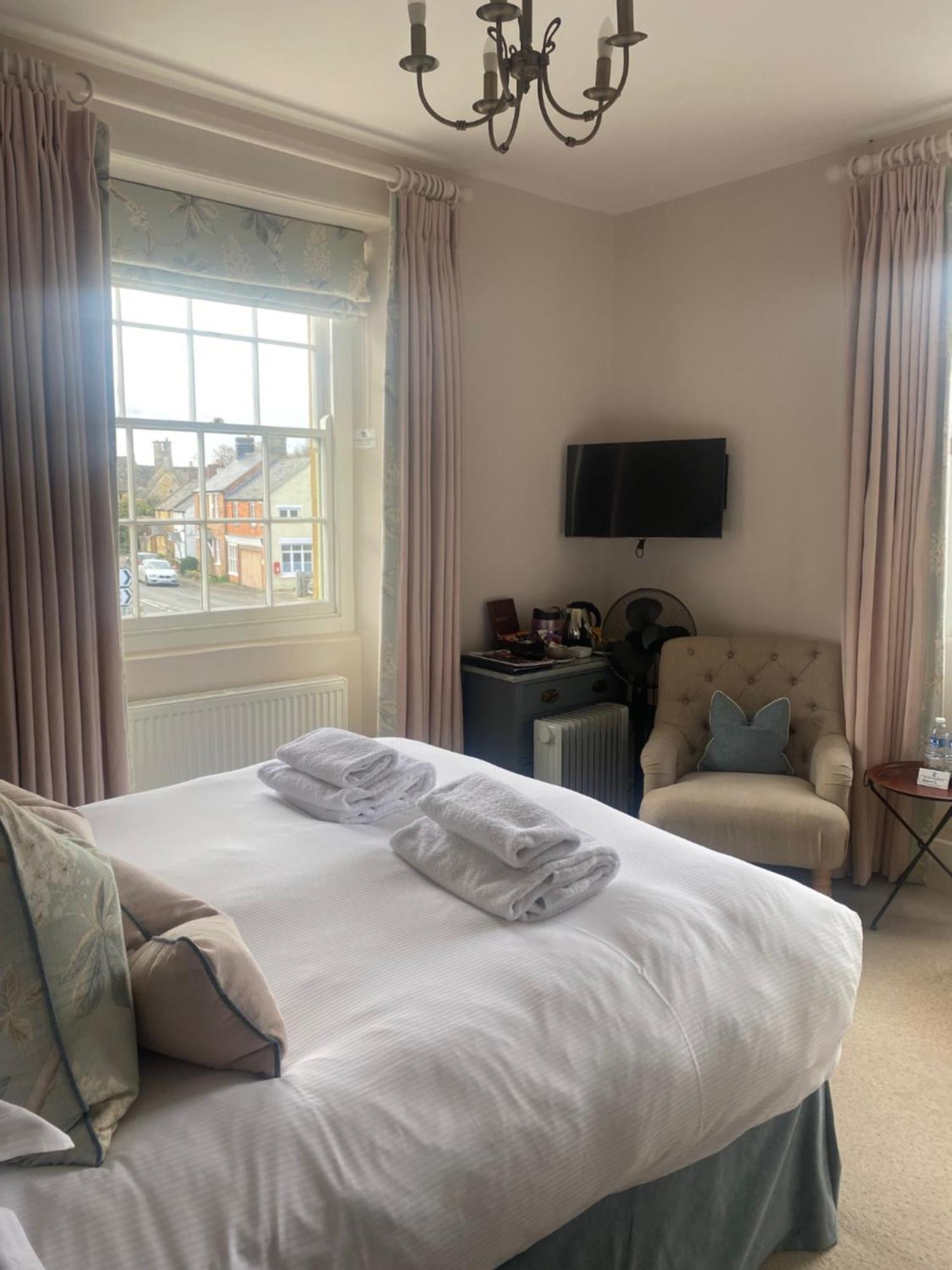 فندق The Seagrave Arms Weston Subedge المظهر الخارجي الصورة
