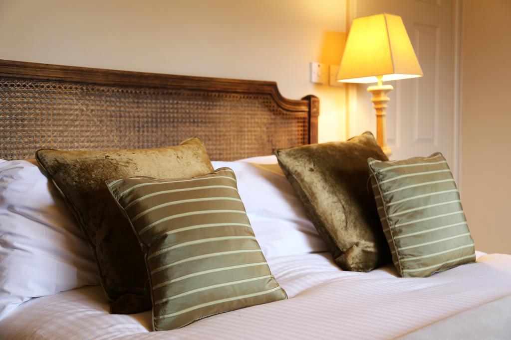 فندق The Seagrave Arms Weston Subedge الغرفة الصورة